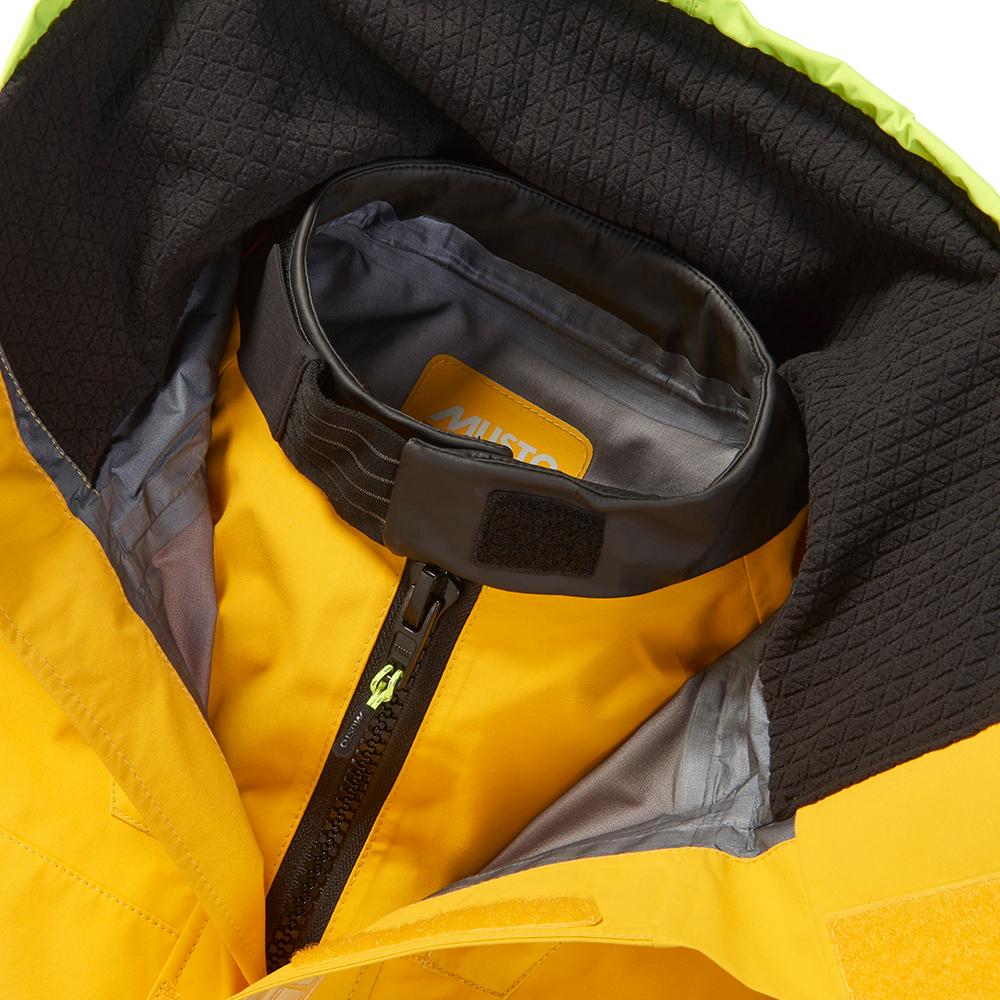 product/m/u/musto-82189-772-gold-4.jpg